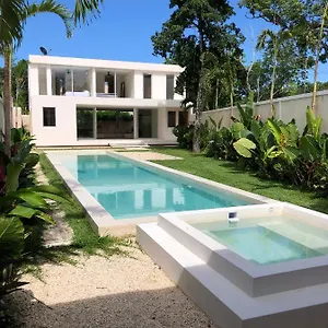 11br I Hacienda Zalama Villa